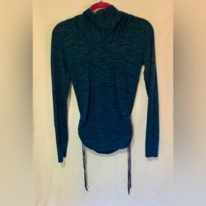 Size small extra small performance top for running blue & black hooded cinched